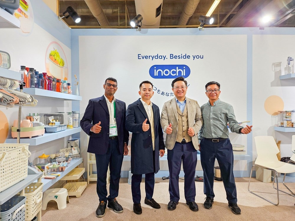 Inochi exhibition